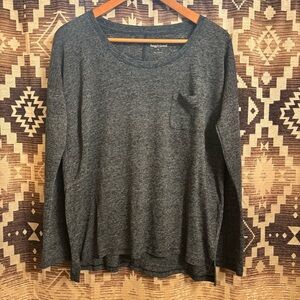 Old Navy Boyfriend Long Sleeve Gray Tee, Linen Blend, Size Medium